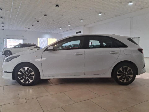 Kia Ceed 1.0 T-GDI 74KW CONCEPT 5P
