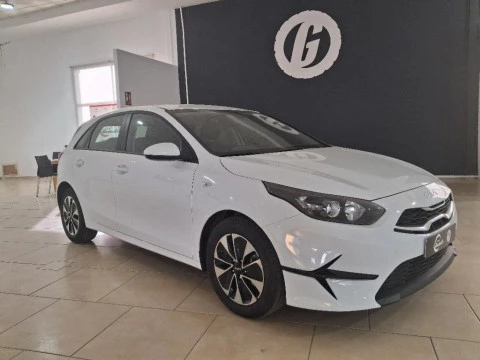 Kia Ceed 1.0 T-GDI 74KW CONCEPT 5P