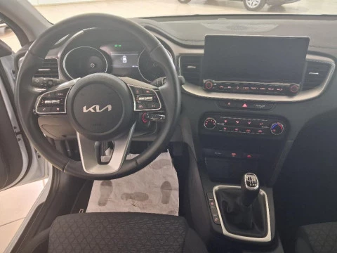 Kia Ceed 1.0 T-GDI 74KW CONCEPT 5P