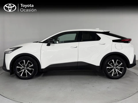 Toyota C-HR Advance Hybrid 140