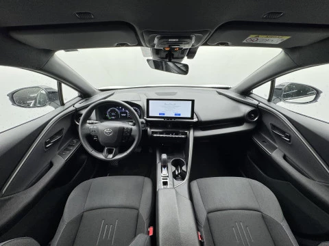 Toyota C-HR Advance Hybrid 140
