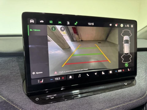 Skoda Elroq 60 63 kWh 150 kW (204 CV)