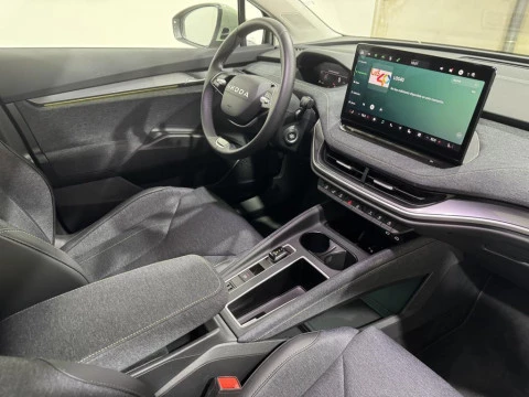 Skoda Elroq 60 63 kWh 150 kW (204 CV)