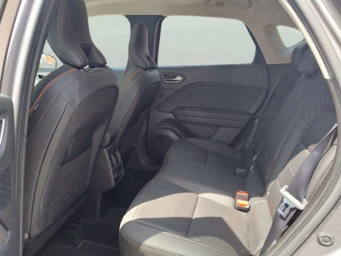 Renault Captur  E-TECH Hibrido Enchufable Initiale Paris 117kW