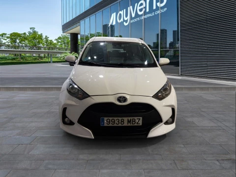 Toyota Yaris 1.5 120H Business Plus