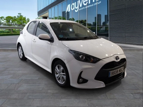 Toyota Yaris 1.5 120H Business Plus