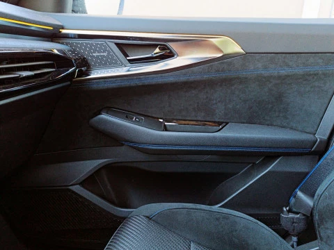 Renault Austral 1.2 E-TECH HIBRIDO ICONIC ESPRIT ALPINE 146KW 5P