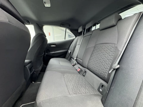 Toyota Corolla 1.8 125H ACTIVE TECH E-CVT