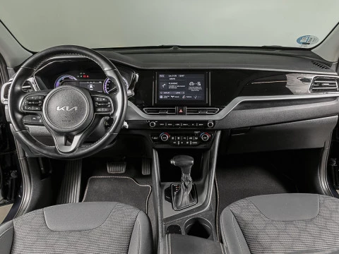 Kia Niro 1.6 GDi HEV 104kW (141CV) Concept
