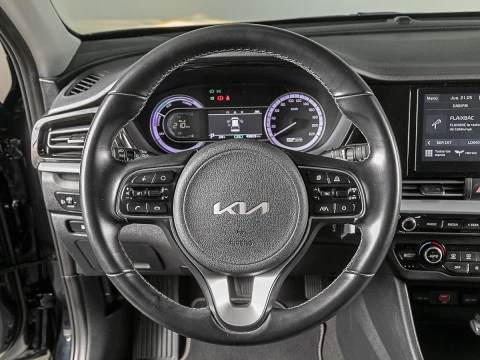 Kia Niro 1.6 GDi HEV 104kW (141CV) Concept
