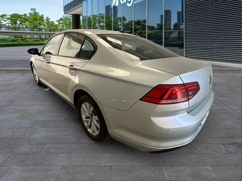 Volkswagen Passat Business 2.0 TDI 110kW (150CV)