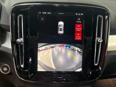 Volvo XC40 XC40 Core, B3 Mild hybrid, Gasolina