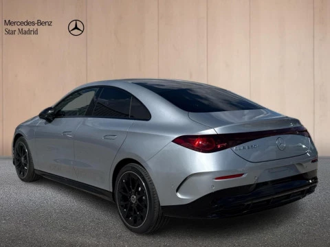 Mercedes-Benz CLA  250+ con tecnologia EQ