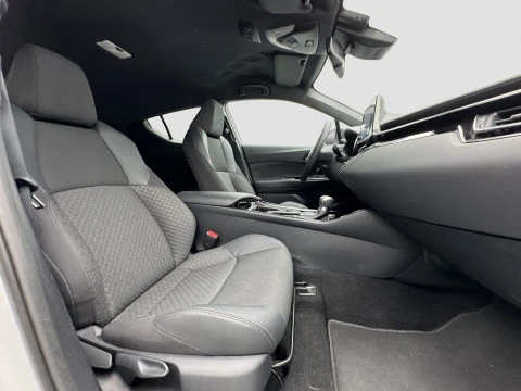 Toyota C-HR 2.0 180H Advance