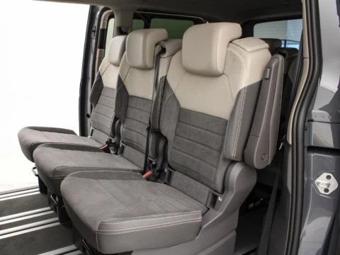 Volkswagen Multivan 2.0 TDI DSG LIFE 150 5P 7 Plazas