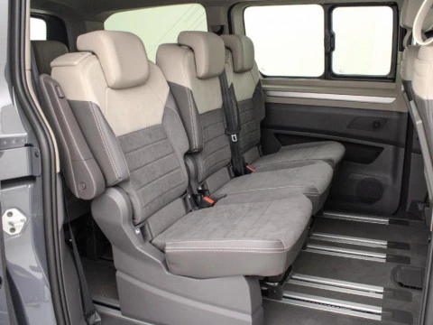 Volkswagen Multivan 2.0 TDI DSG LIFE 150 5P 7 Plazas