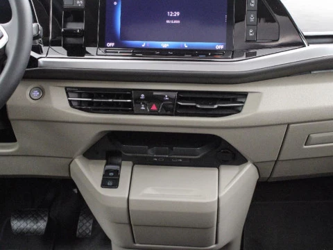 Volkswagen Multivan 2.0 TDI DSG LIFE 150 5P 7 Plazas