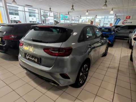 Kia Ceed 1.0 T-GDI 74KW CONCEPT 5P