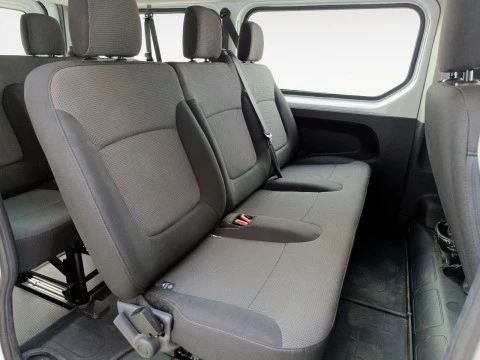 Nissan Primastar 2.0DCI 110KW ACENTA L2H1 COMBI 8 4P 8 Plazas