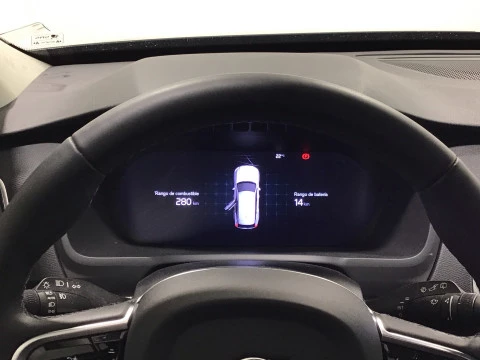 Volvo XC90 2.0 T8 AWD Core Recharge Auto