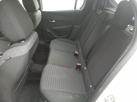 Peugeot 208 BlueHDi 73kW (100CV) Active