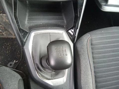 Peugeot 208 BlueHDi 73kW (100CV) Active