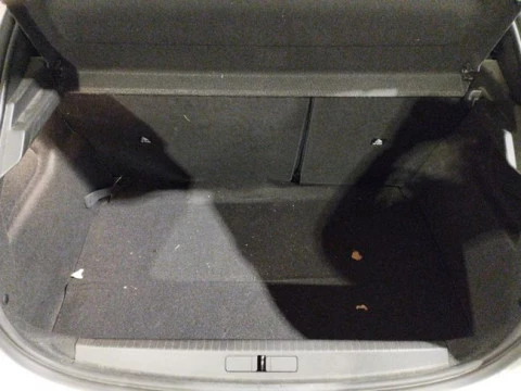 Peugeot 208 BlueHDi 73kW (100CV) Active