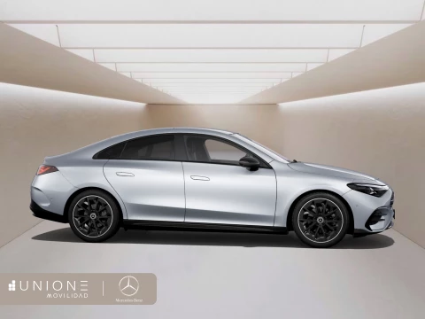 Mercedes-Benz Clase CLA  180 con tecnología híbrida