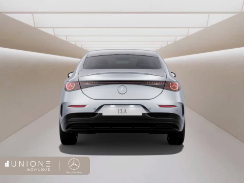 Mercedes-Benz Clase CLA  180 con tecnología híbrida