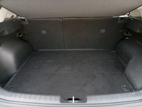 Kia Niro 1.6 GDi PHEV 135kW (183CV) Drive