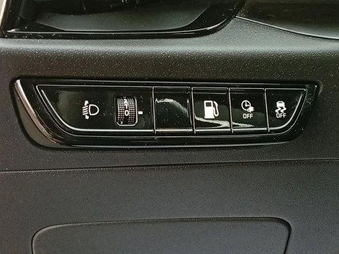 Kia Niro 1.6 GDi PHEV 135kW (183CV) Drive