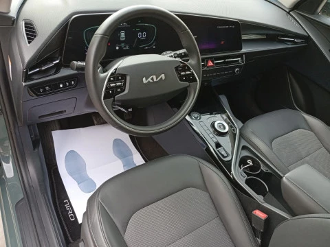Kia Niro 1.6 GDi PHEV 135kW (183CV) Drive