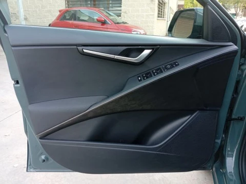 Kia Niro 1.6 GDi PHEV 135kW (183CV) Drive