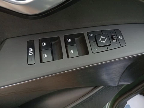 Kia Niro 1.6 GDi PHEV 135kW (183CV) Drive