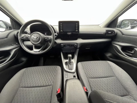 Toyota Yaris 1.5 120H Business Plus
