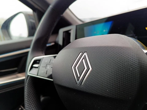 Renault Austral TECHNO E-TECH FULL HYBRID 200 (146KW)