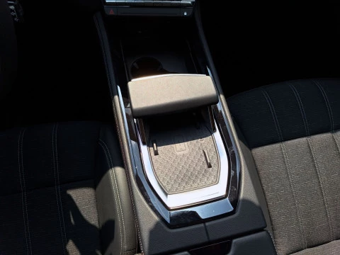 Renault Austral TECHNO E-TECH FULL HYBRID 200 (146KW)