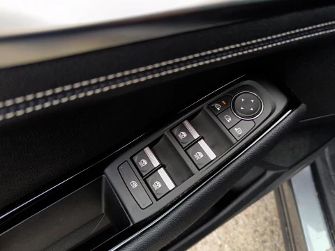 Renault Austral TECHNO E-TECH FULL HYBRID 200 (146KW)