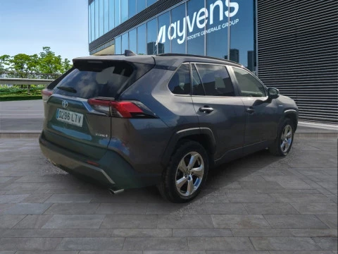 Toyota Rav4 2.5l 220H Advance