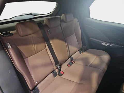 Lexus LBX 1.5 136cv HEV Elegant
