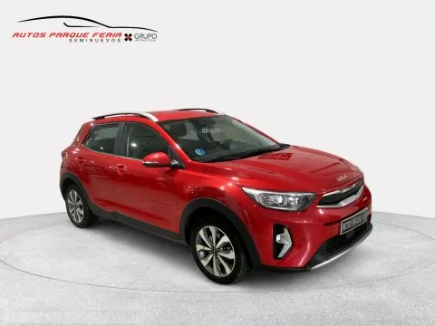 Kia Stonic 1.0 T-GDi MHEV Drive iMT 100 CV Kia Stonic 1.0 T-GDi MHEV Drive iMT 100 CV