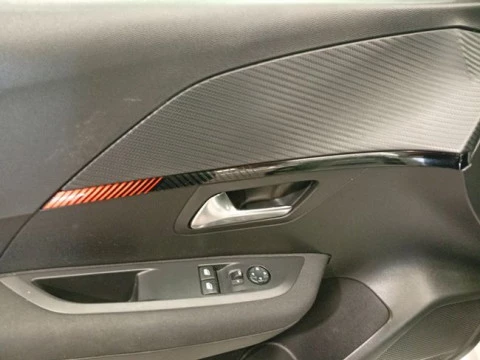 Peugeot 208 BlueHDi 73kW (100CV) Active