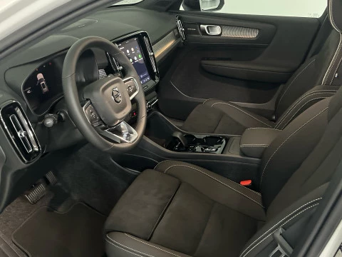 Volvo XC40 XC40 B3 PLUS DARK