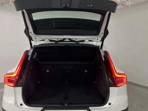 Volvo XC40 XC40 B3 PLUS DARK