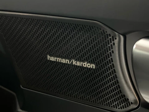 Volvo XC40 XC40 B3 PLUS DARK