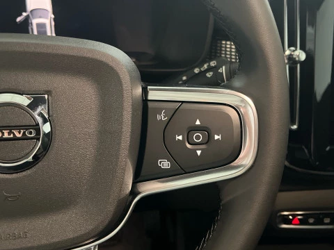 Volvo XC40 XC40 B3 PLUS DARK