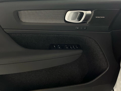 Volvo XC40 XC40 B3 PLUS DARK