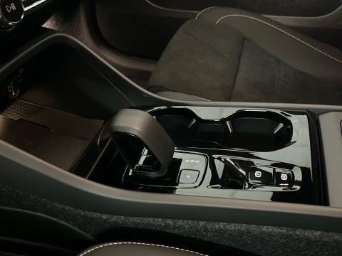 Volvo XC40 XC40 B3 PLUS DARK