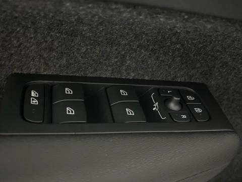 Volvo XC40 XC40 B3 PLUS DARK