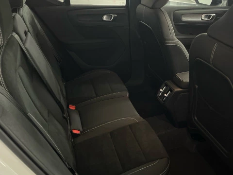 Volvo XC40 XC40 B3 PLUS DARK